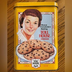 Vintage Cookie Tin - Tollhouse Cookie 🍪